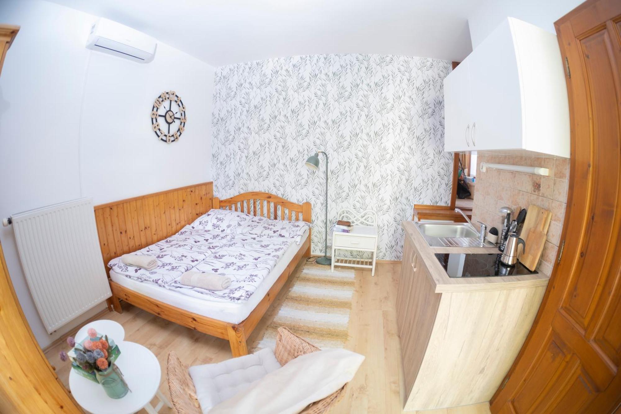 Vicze Apartmanhaz 시오포크 외부 사진